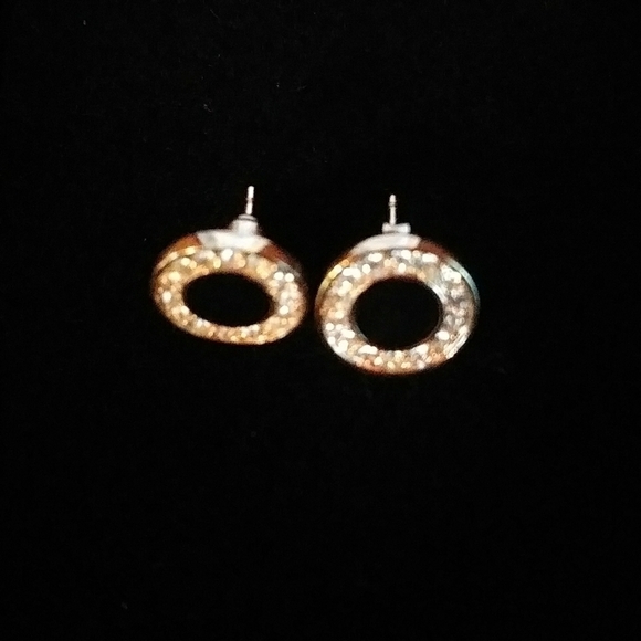 Earrings - Picture 2 of 2